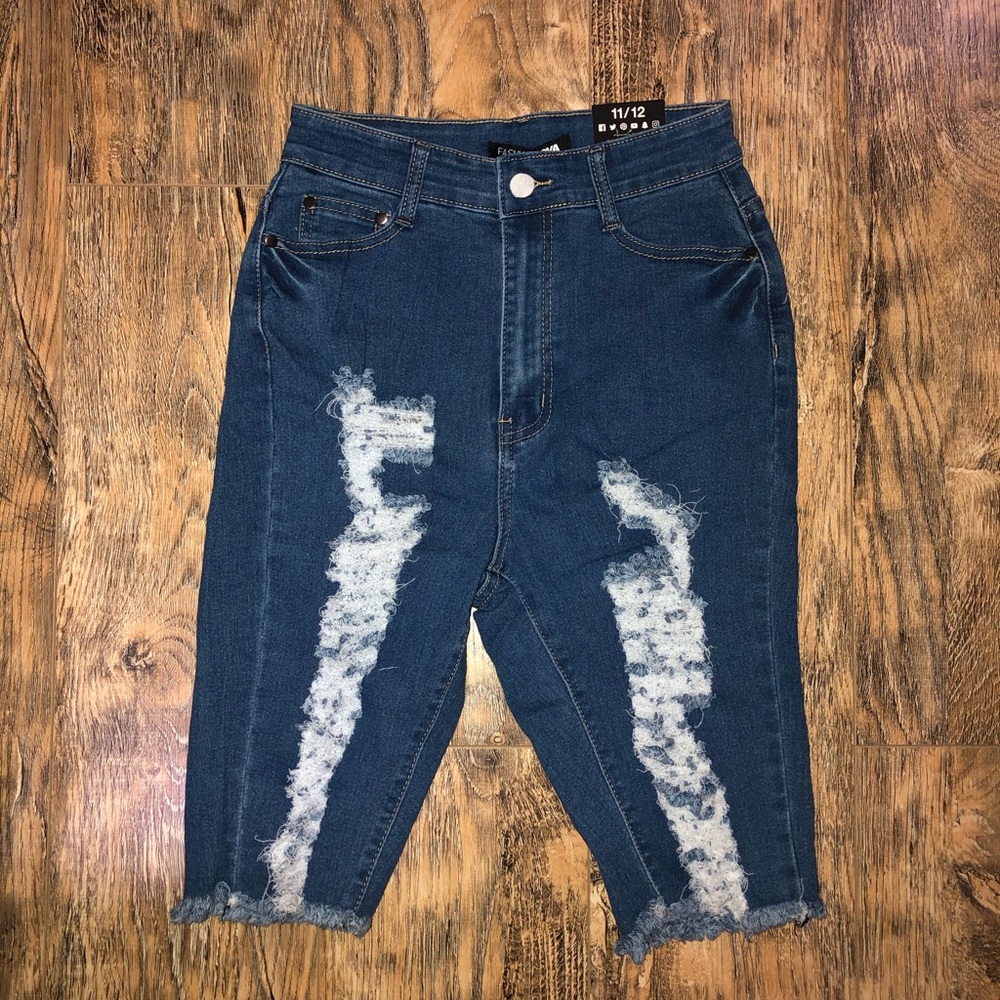 FN Bermuda shorts